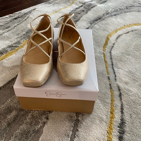 NWT Jessica Simpson Palle Gold Marry Jane Ballet Flats - Picture 1 of 12